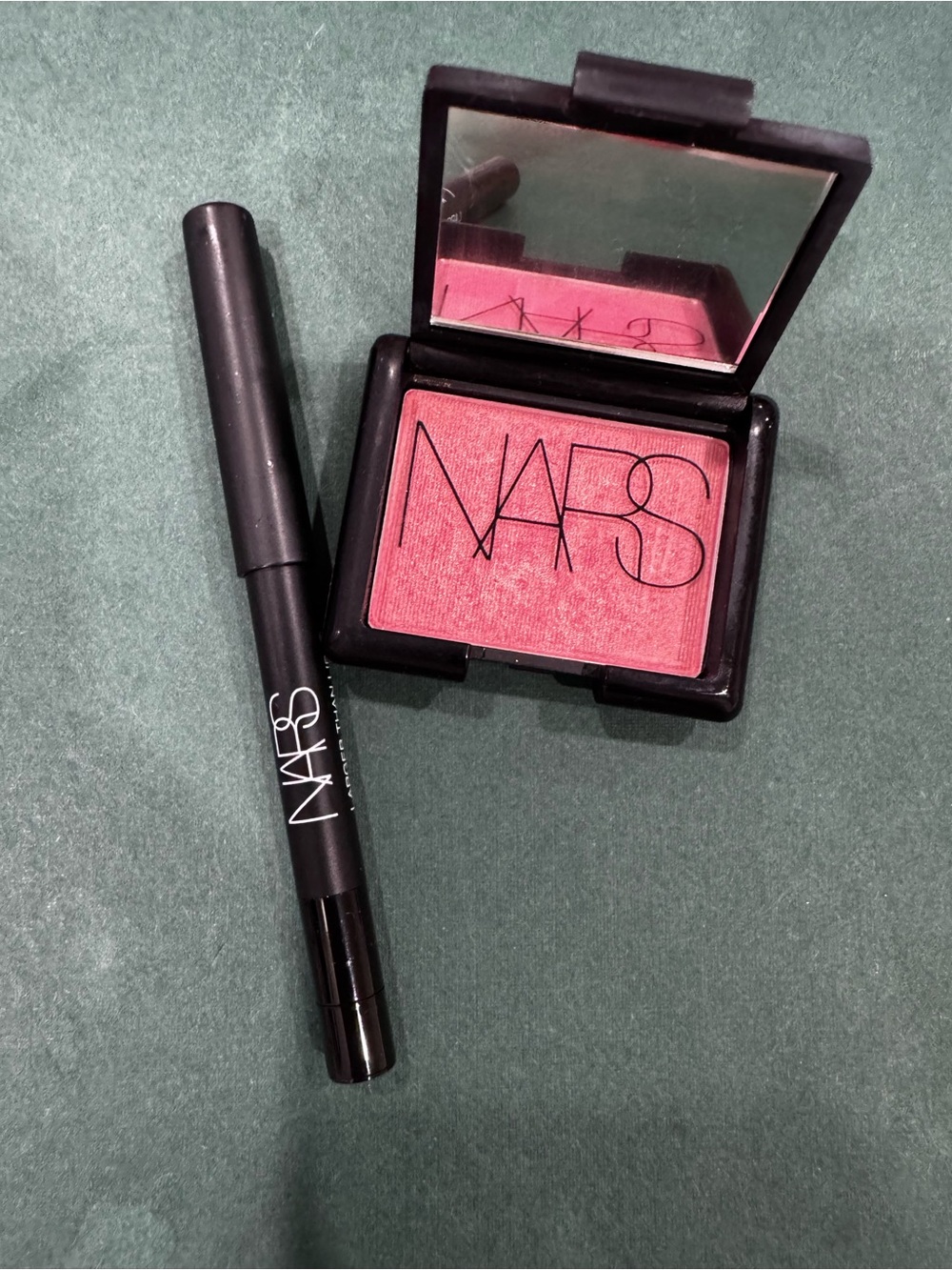 Nars makeup bundle